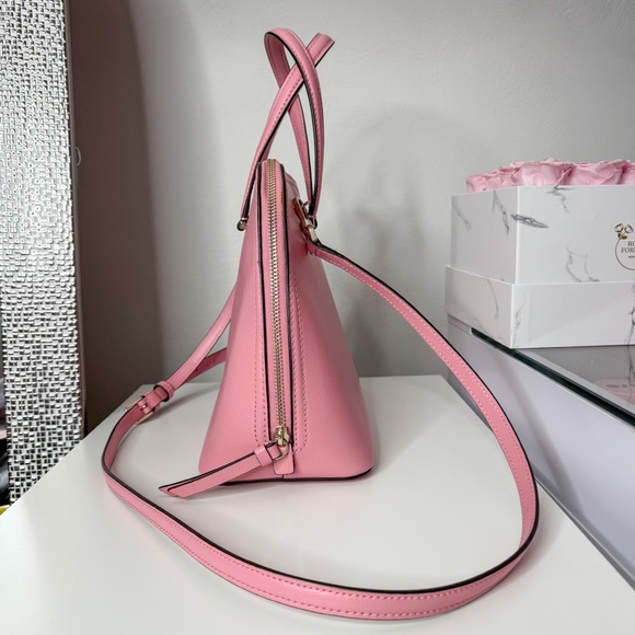 Kate Spade Pink Leather Dome Satchel. - Picture 3 of 10
